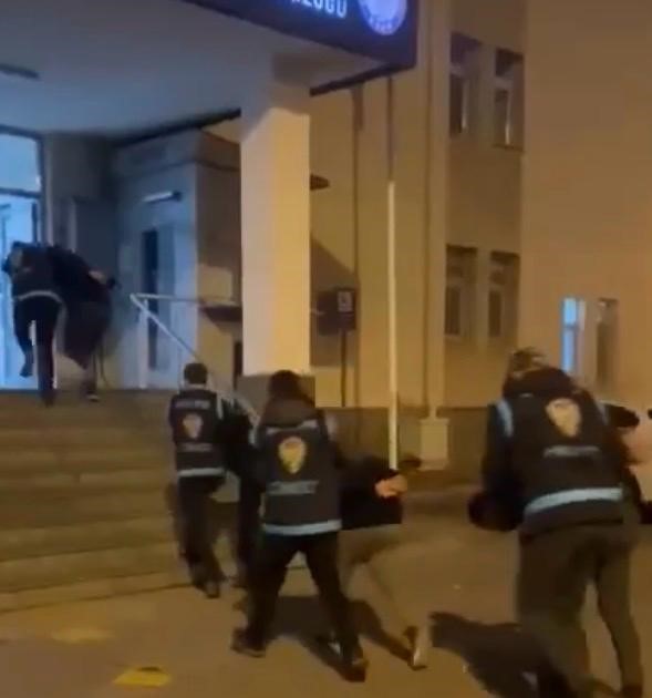 Polise çarpan sürücü 1.73 promil alkollü çıktı