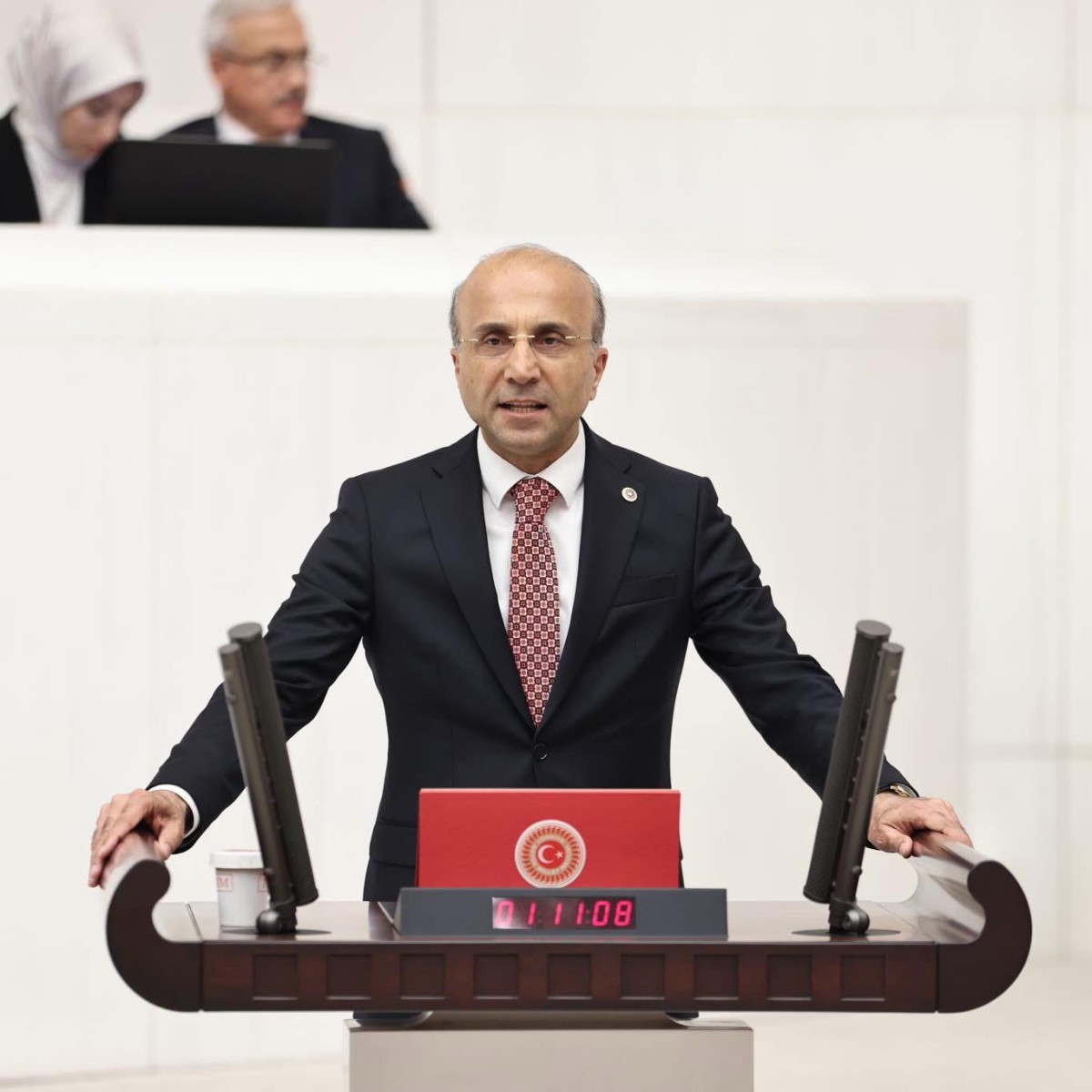 CHP’li Genç: ‘’Küçük Esnaf Eziliyor, Servet Büyük Yatırımcıda Toplanıyor’’