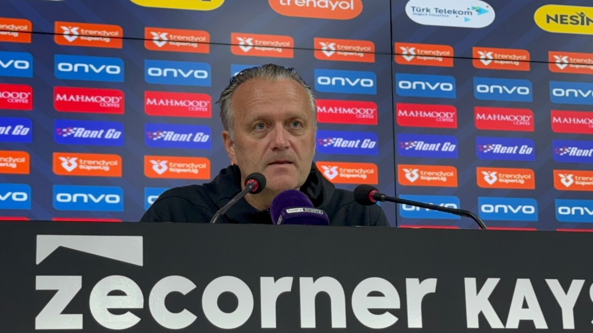 Kayserispor Teknik Direktörü Moe: ‘’Oyuncular ve Kulüp Arasında Sorun Olduğunu Düşünüyorum’’