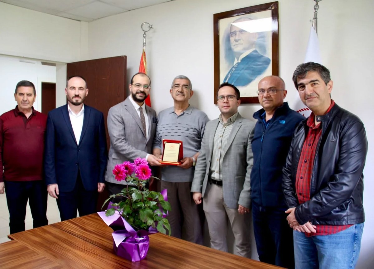 43 Yıllık Üroloji Uzmanı Dr. Tevfik Haktanır’a Veda Töreni Düzenlendi