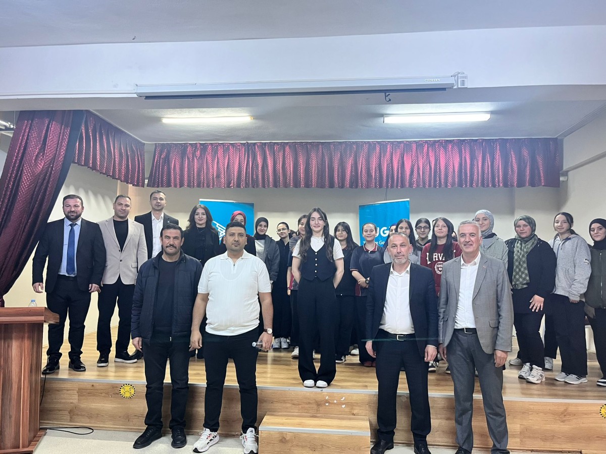 TÜGVA Bünyan’dan Öğrencilere Kariyer Buluşması