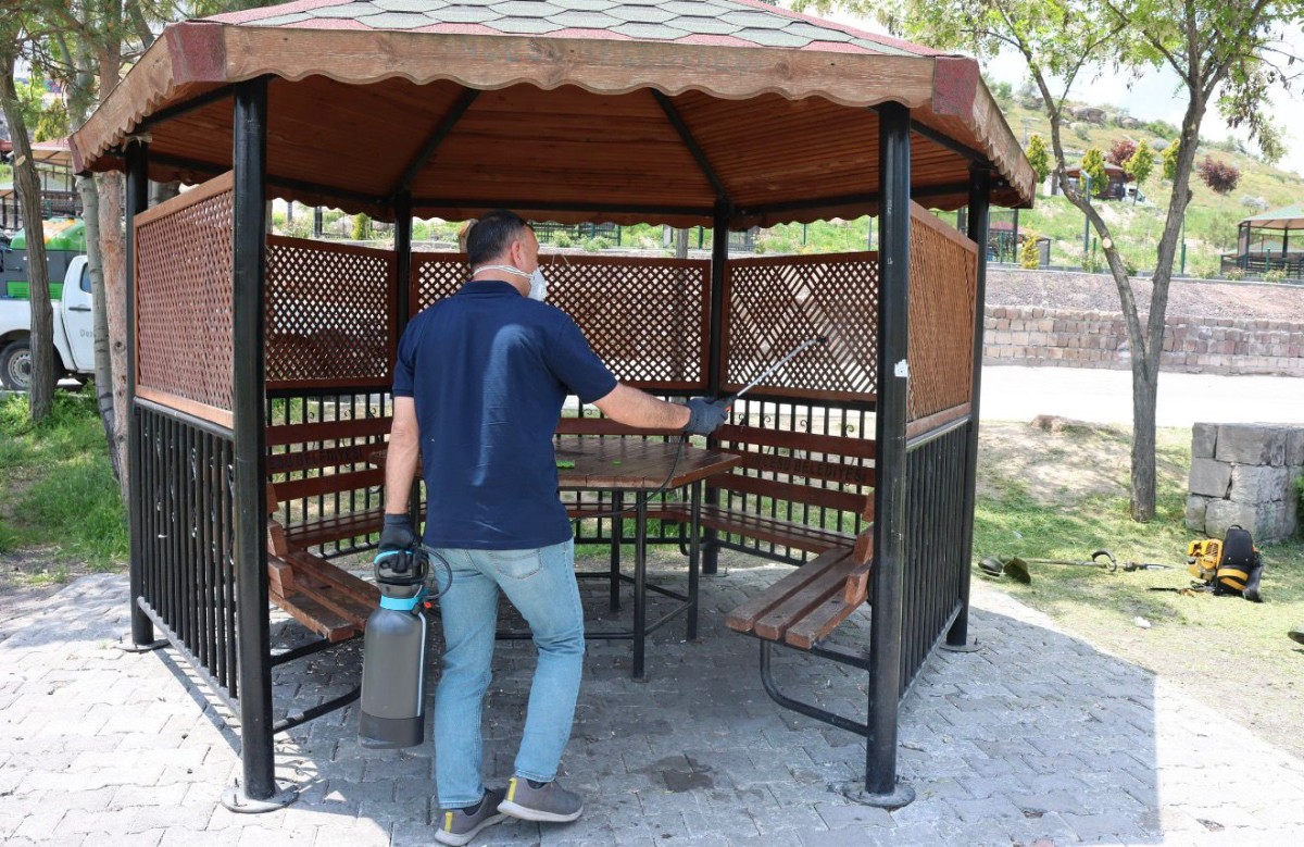 İncesu'da Karavan Festivali Öncesi Kene ve Haşere İlaçlaması