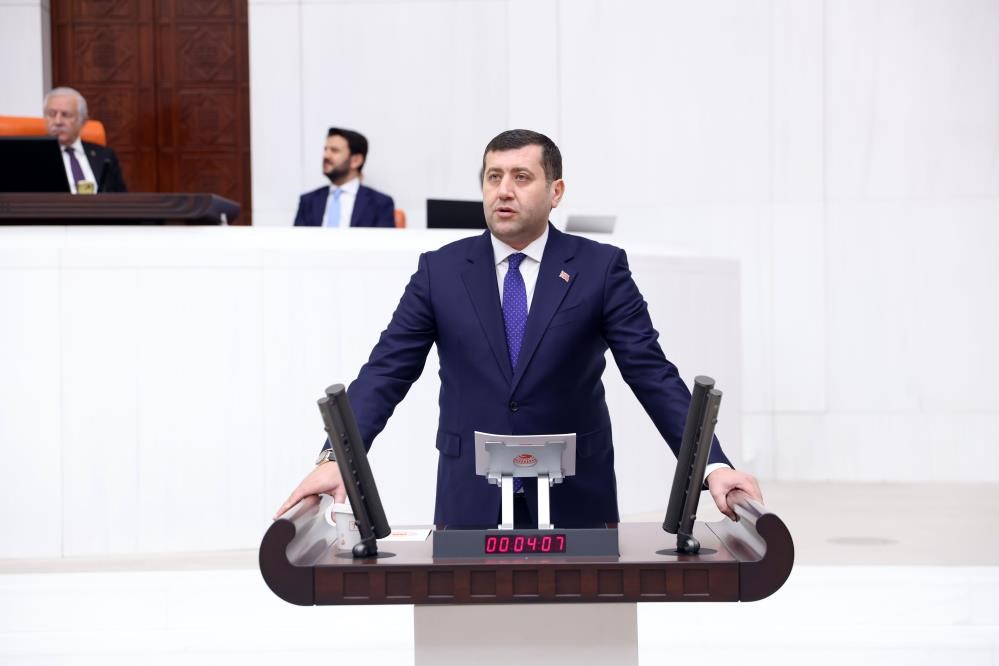 MHP’li Baki Ersoy’dan Bakan Memişoğlu’na ‘Talas’a Devlet Hastanesi’ Önergesi