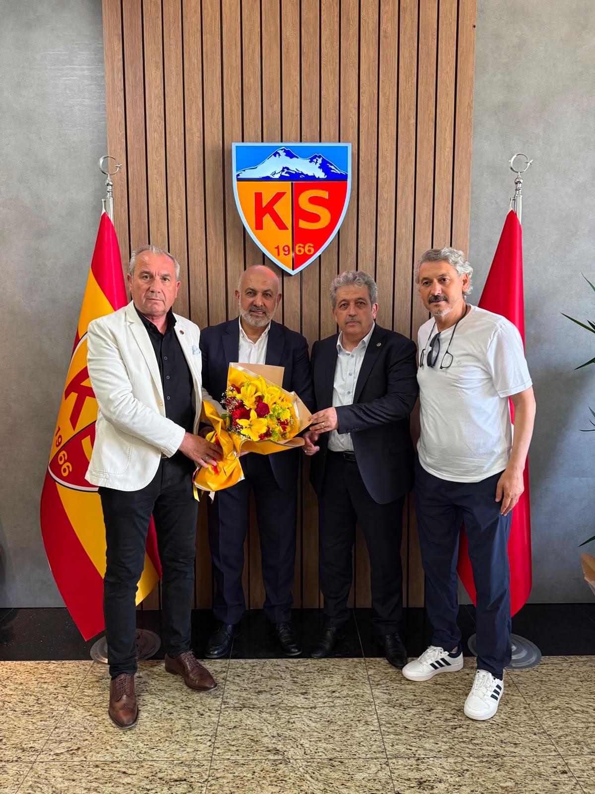 Kayserispor’da Yeni Yönetime Önemli Ziyaret