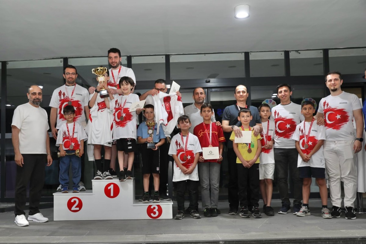 Kocasinan’da Aile Bağlarını Güçlendiren Satranç Turnuvası