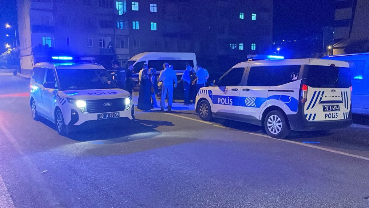 Kayseri’de Gürültü Kavgasında 3 Yaralı