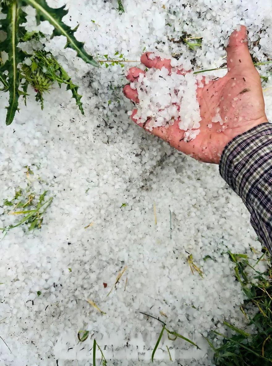  Tomarza’da Dolu, Tarım Arazilerinde Zarara Neden Oldu