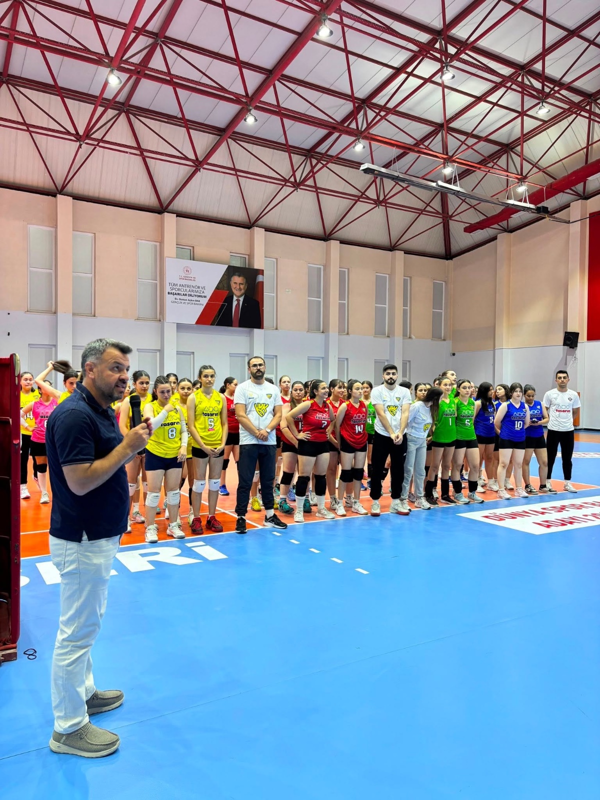 Kayseri'de Ömer Kesimci Voleybol Gelişim Ligi Final Maçlarıyla Sona Erdi