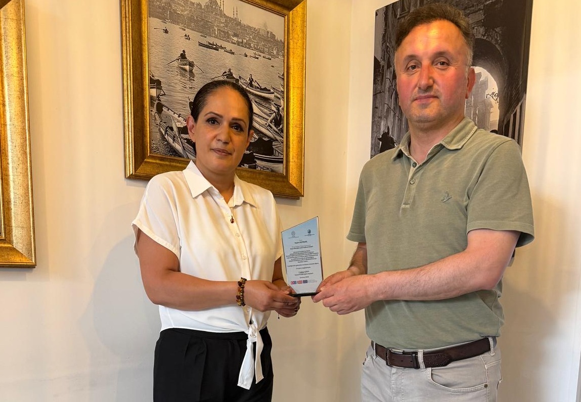 Avrupa'daki Erasmus+ Katkısına Teşekkür Plaketi