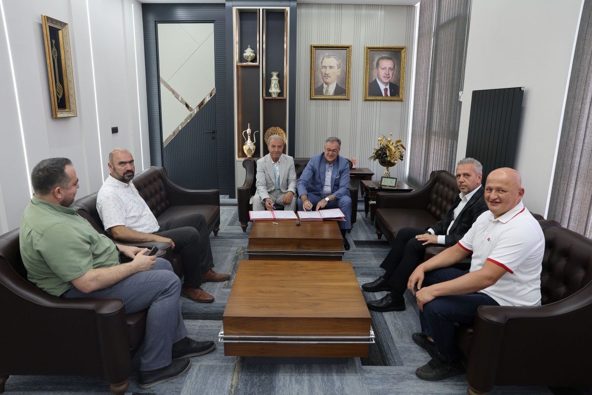 Hacılar’da Kızılay ile Anlamlı İşbirliği: Eski Kıyafetler Umuda Dönüşecek 