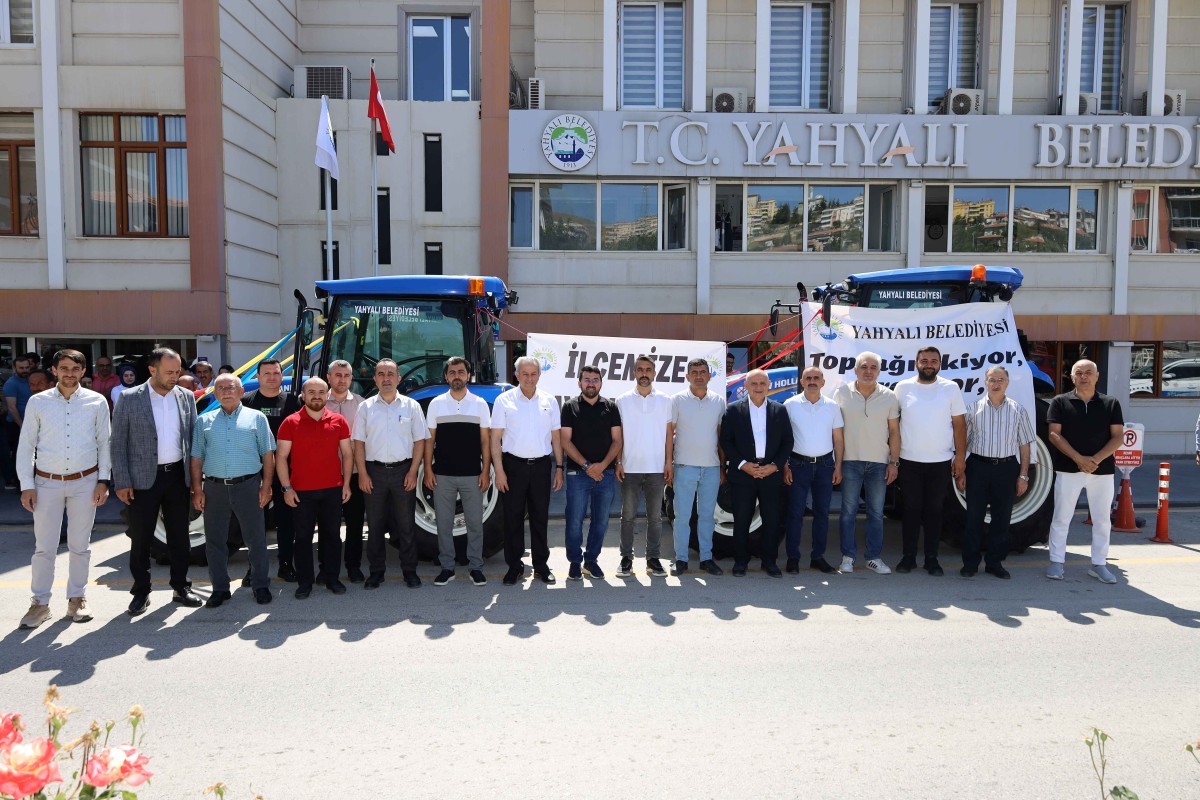 Yahyalı Belediyesi Araç Filosunu Güçlendirdi: 2 Yeni Traktör Hizmete Alındı