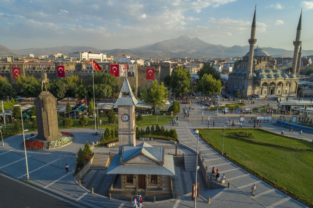 Meteoroloji’den Uyarı: Kayseri'ye Hafta Sonu Yağış Geliyor!