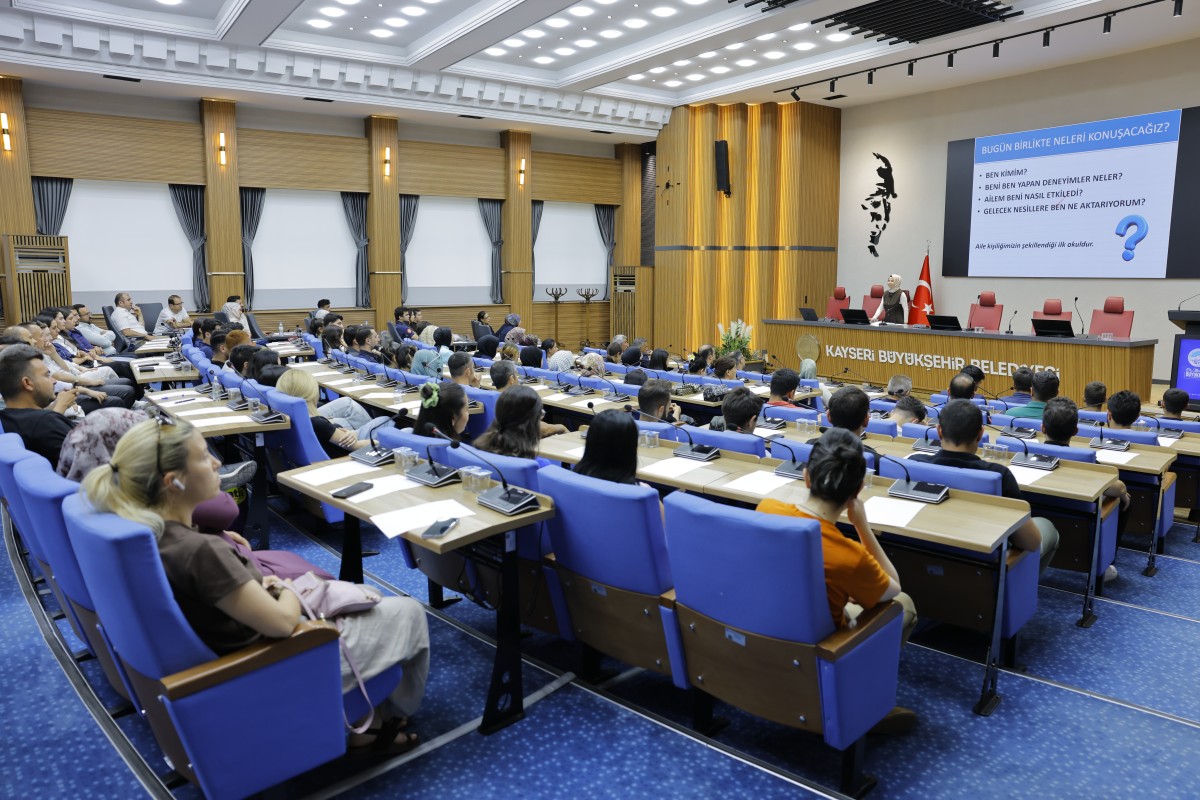 Büyükşehir’den, “Nesilden Nesil’e Geleceğin İnşası Aile” Konulu Eğitim