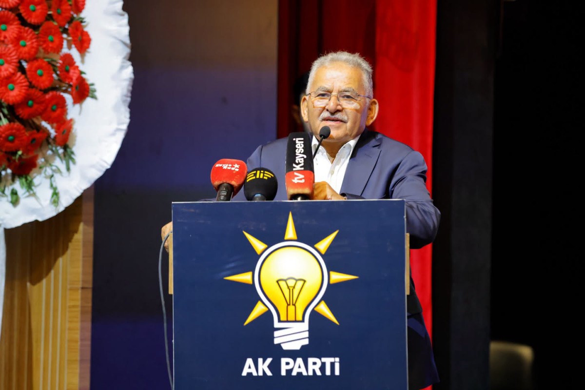 Başkan Büyükkılıç, AK Parti İlçe Danışma Meclisi Toplantılarına Katıldı