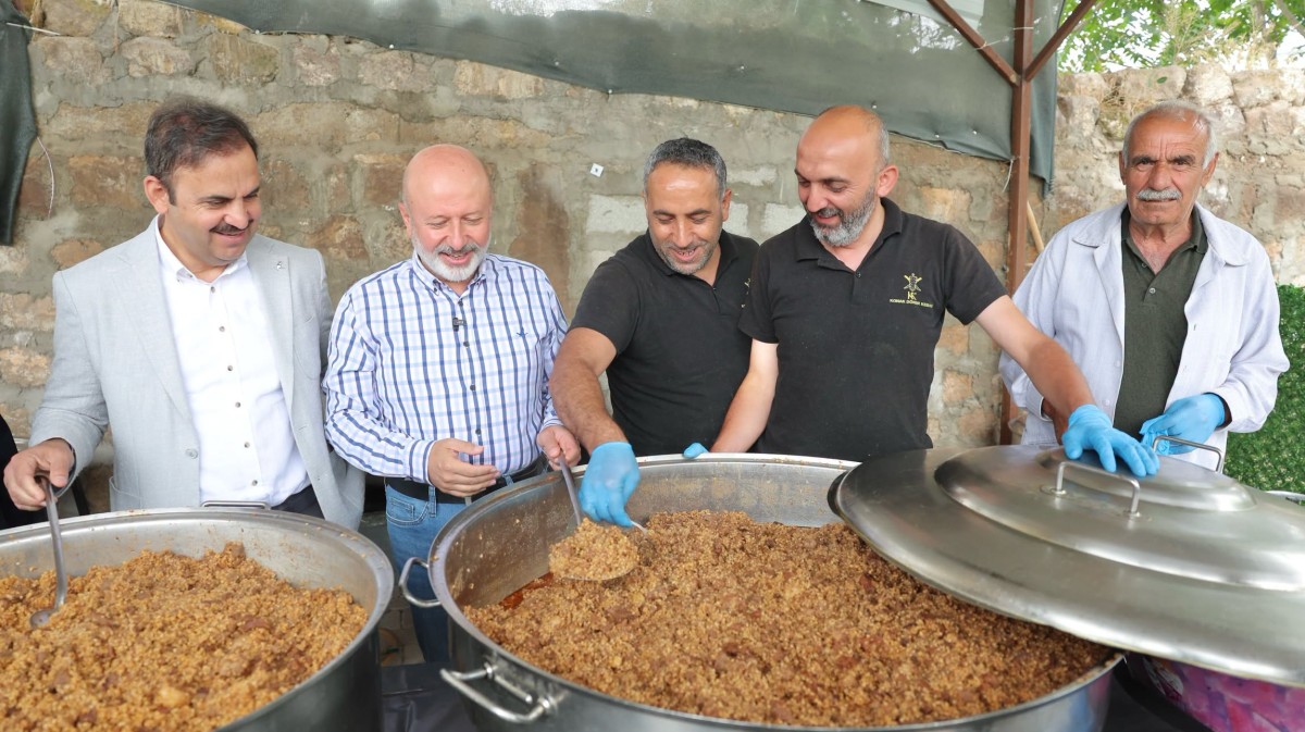 Güneşli’de Üçüncü Kez Düzenlenen Pilav Şenliği Coşkuyla Gerçekleşti