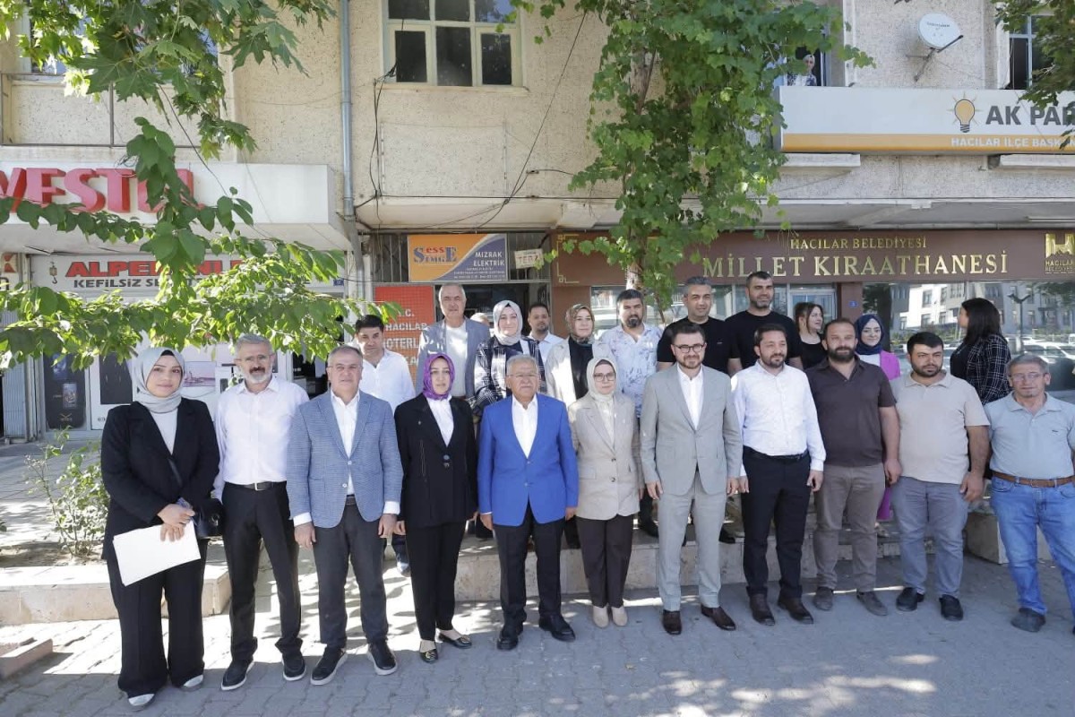 Başkan Büyükkılıç Hacılar’da Gönüllere Dokundu