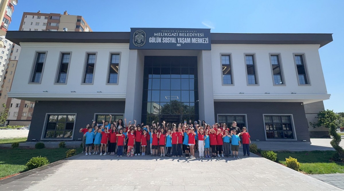 Melikgazi’nin Kursları Yaz Mevsimine Renk Katıyor