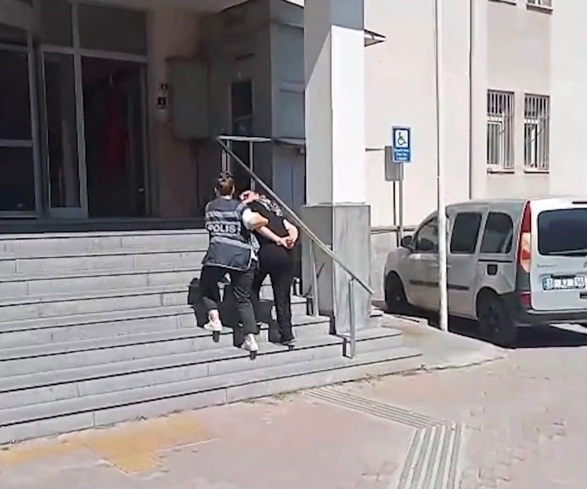 28 Yıl 11 Ay Hapisle Aranan Kadın Hükümlü Yakalandı