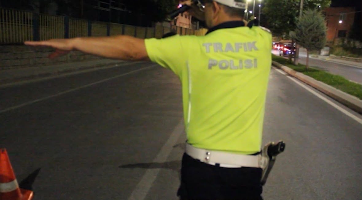 Polisin Huzur Uygulamasında Aranan 106 Kişi Yakalandı