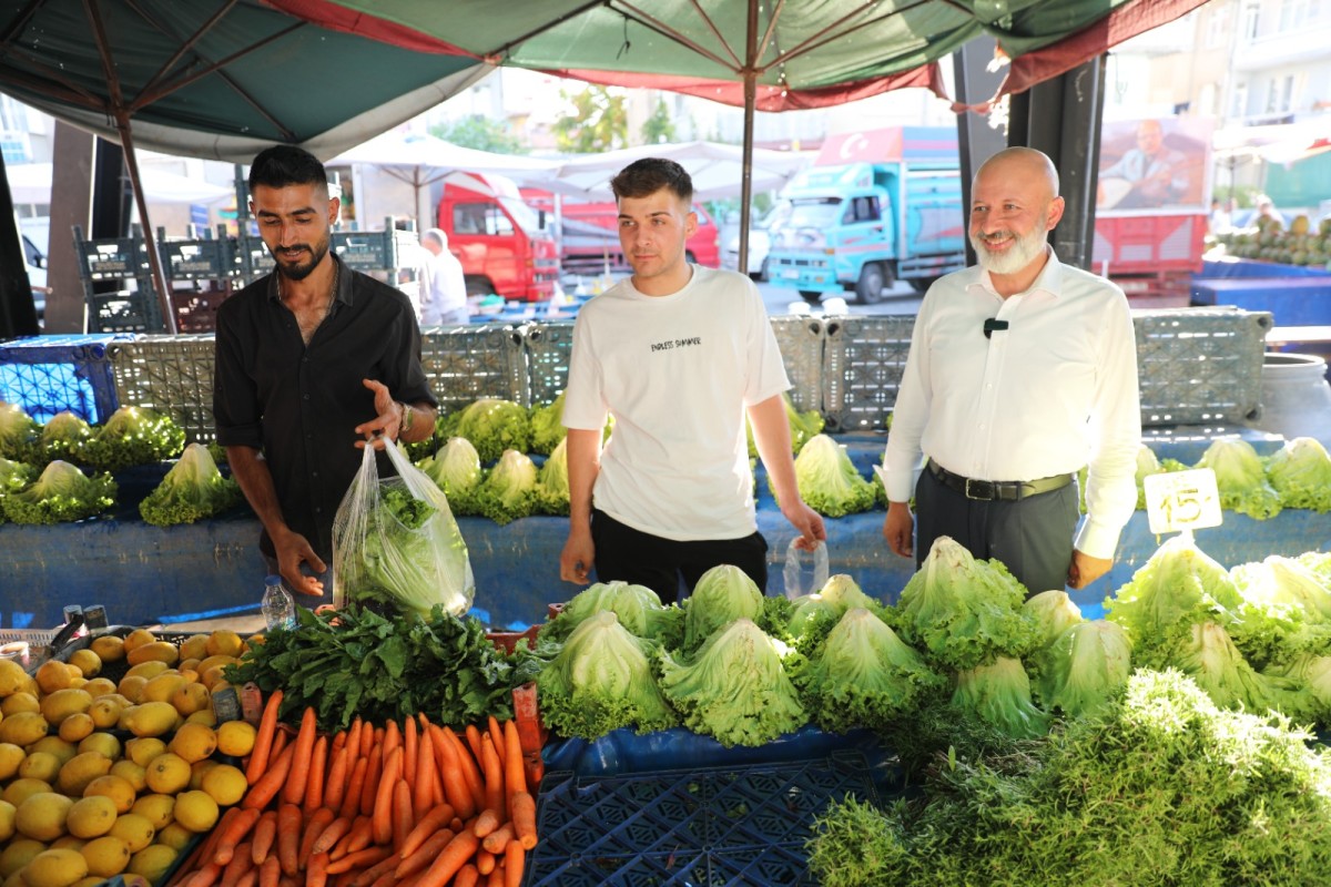 Kocasinan Belediyesi’nden Pazar Yerlerinde Kapsamlı Denetim