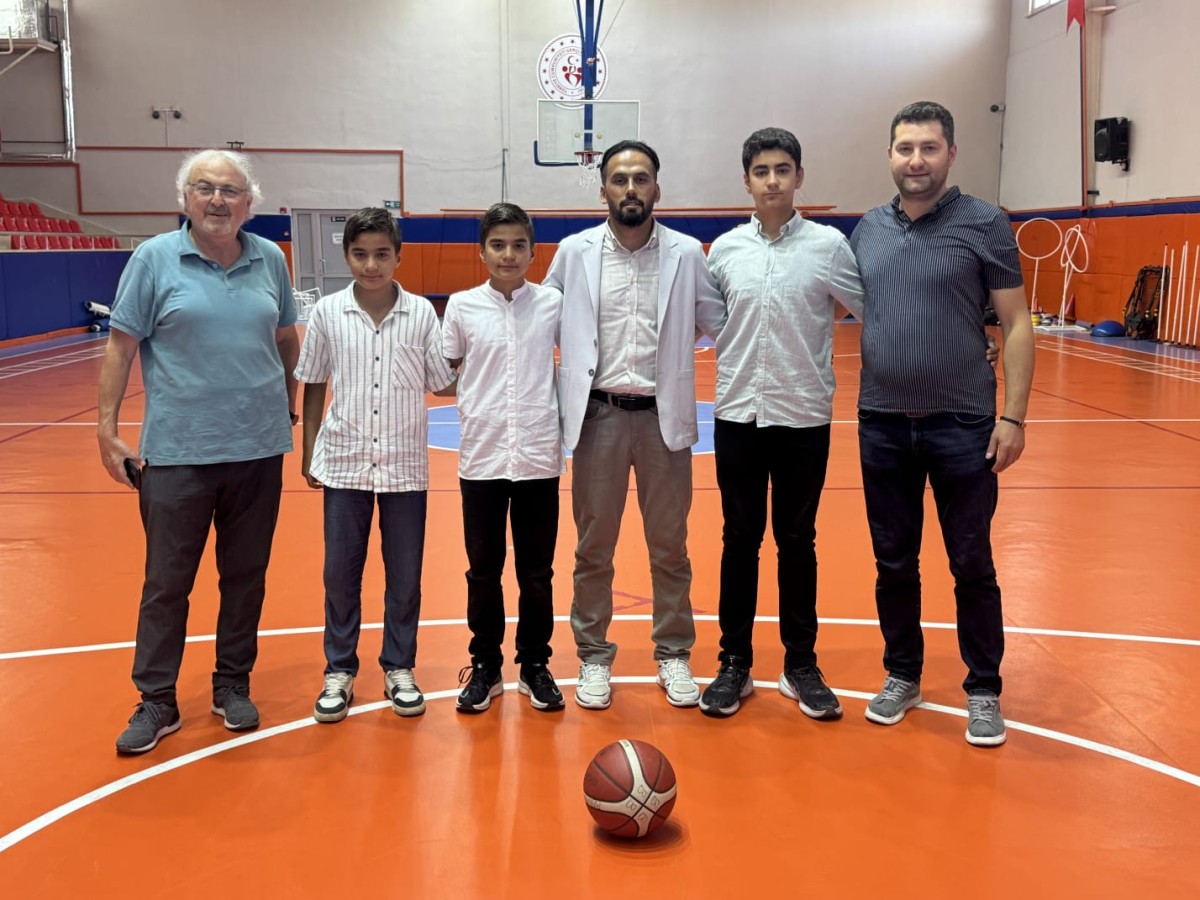 Kayseri’de Basketbolcu 3 Kardeş, Aliağa Petkimspor’a Transfer Oldu