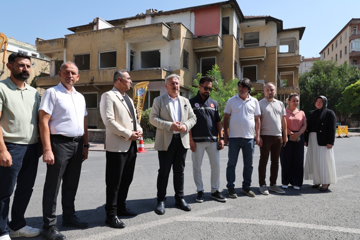 Melikgazi Belediyesi’nden Aydınlıkevler’e Büyük Kentsel Dönüşüm Hamlesi
