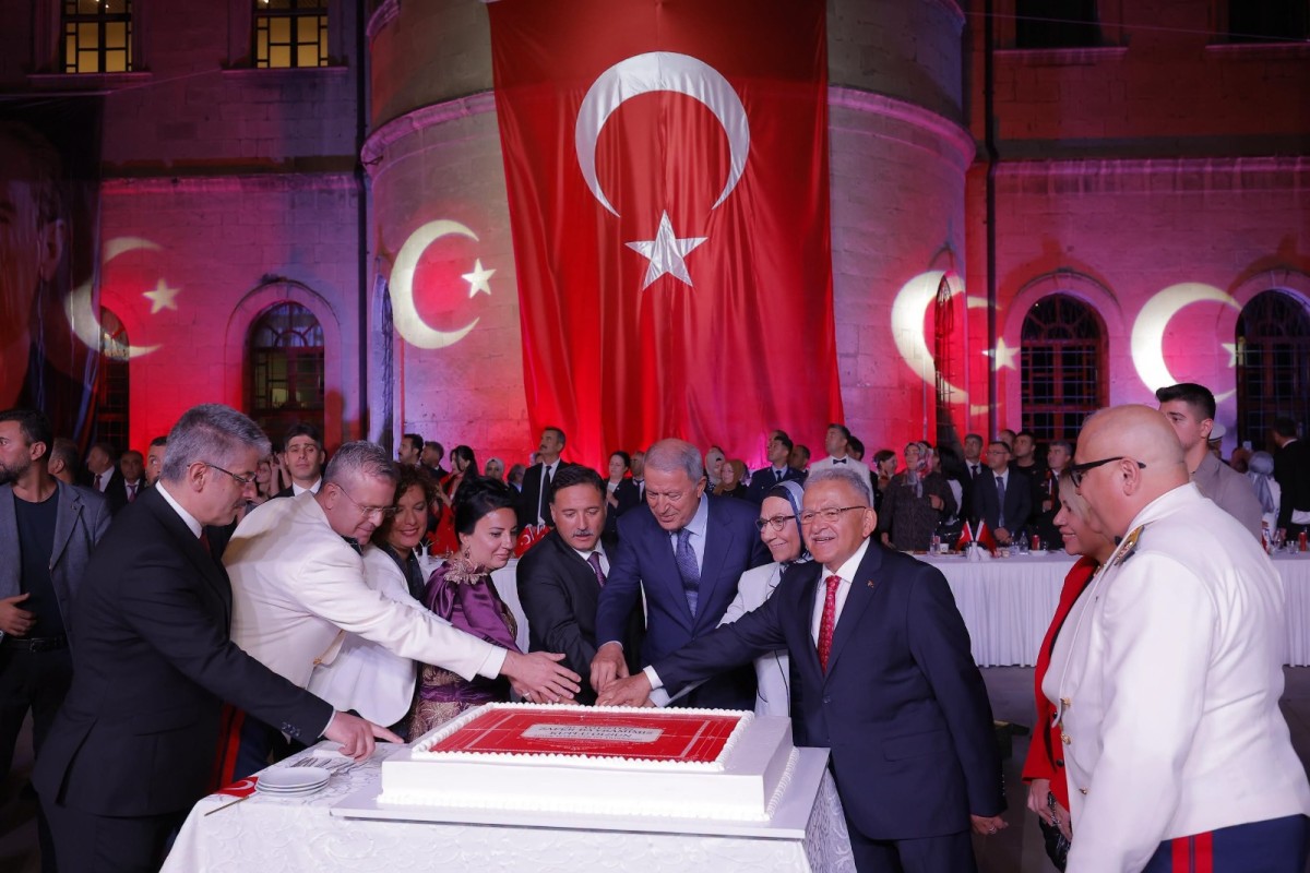 Başkan Büyükkılıç, 30 Ağustos Zafer Bayramı Resepsiyonu’na Katıldı