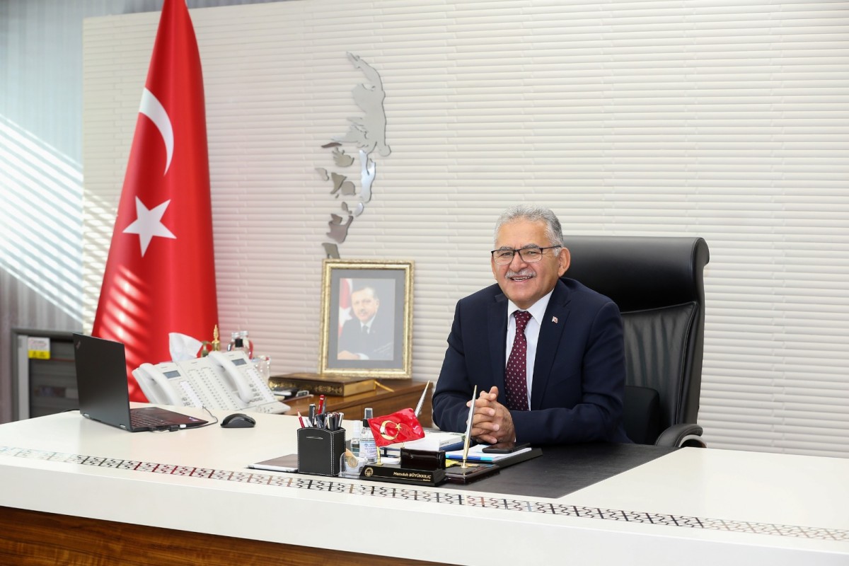  Memduh Büyükkılıç’ın Memnuniyet Oranı %48,6
