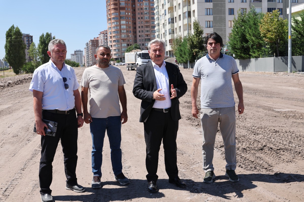 Yıldırım Beyazıt Mahallesi Yeni Yollarla Daha Da Güzelleşiyor