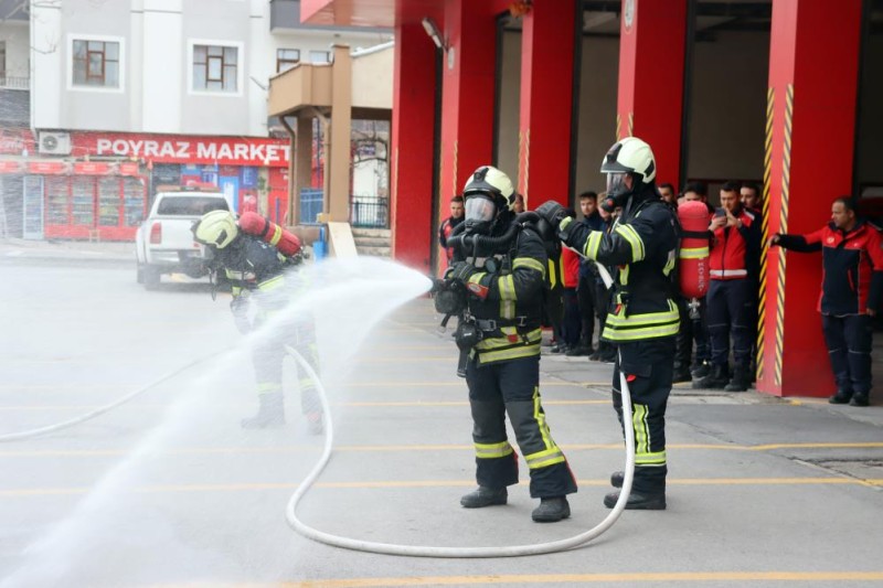 Büyükşehir İtfaiyesi Ağustos Ayında 1.671 Olaya Müdahale Etti