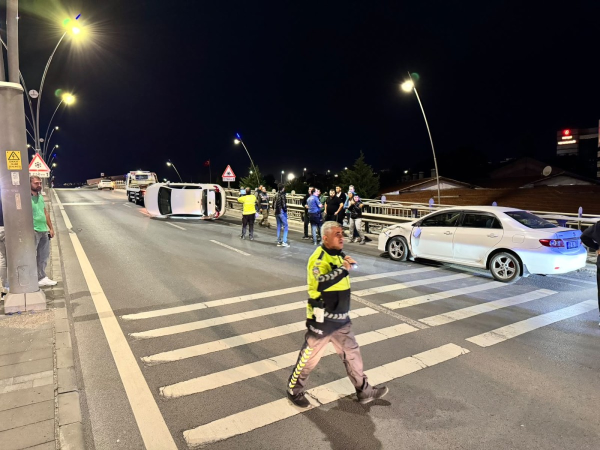 Kayseri’de İki Otomobil Çarpıştı: 1 Yaralı