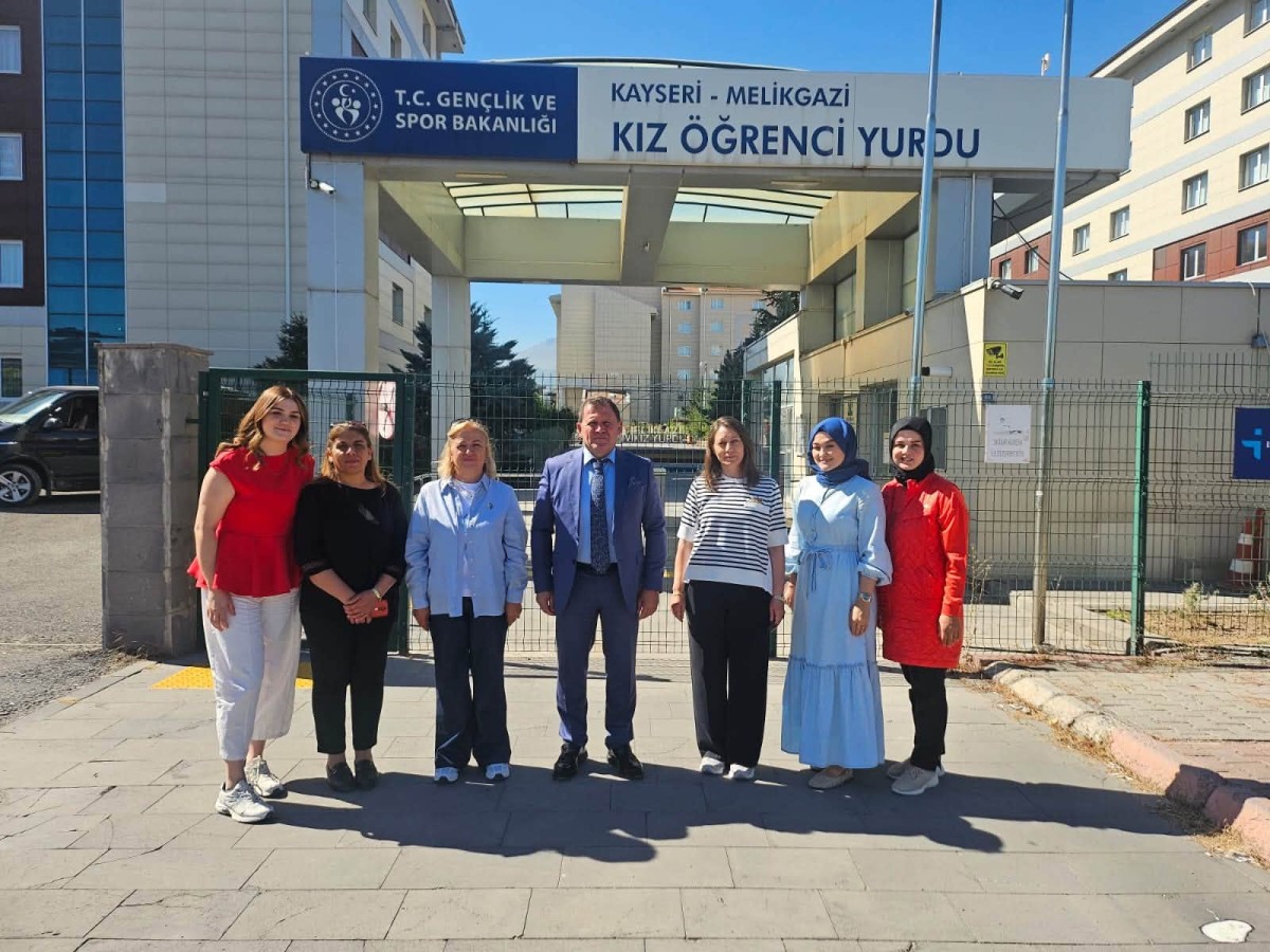 İl Müdürü Kabakcı, Melikgazi Kız Öğrenci Yurdu’nda Hazırlıkları İnceledi