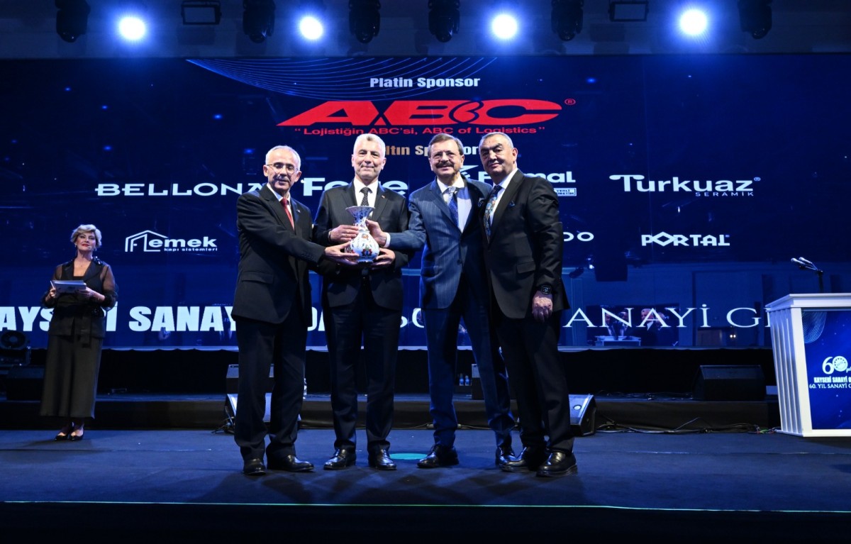 KAYSO 60. Yıl Sanayi Gecesi’nde Kayseri Sanayisinin Başarıları Ödüllendirildi