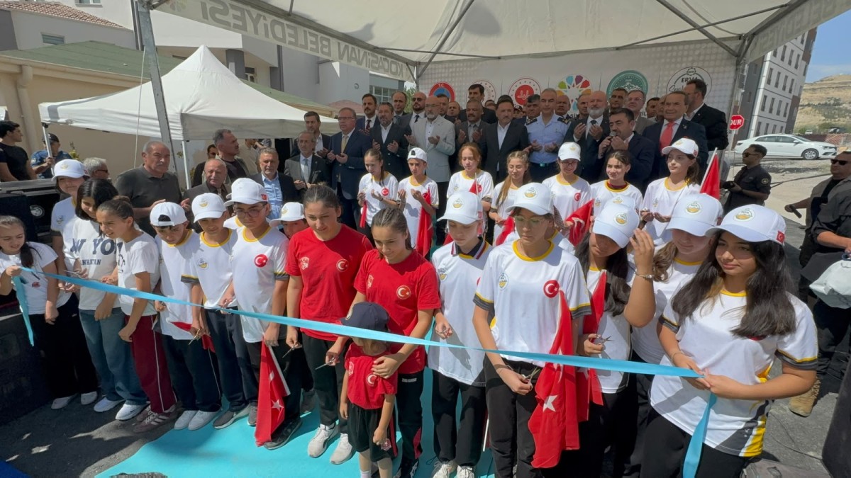 AKİB ERVA Spor Okulu Hizmete Açıldı