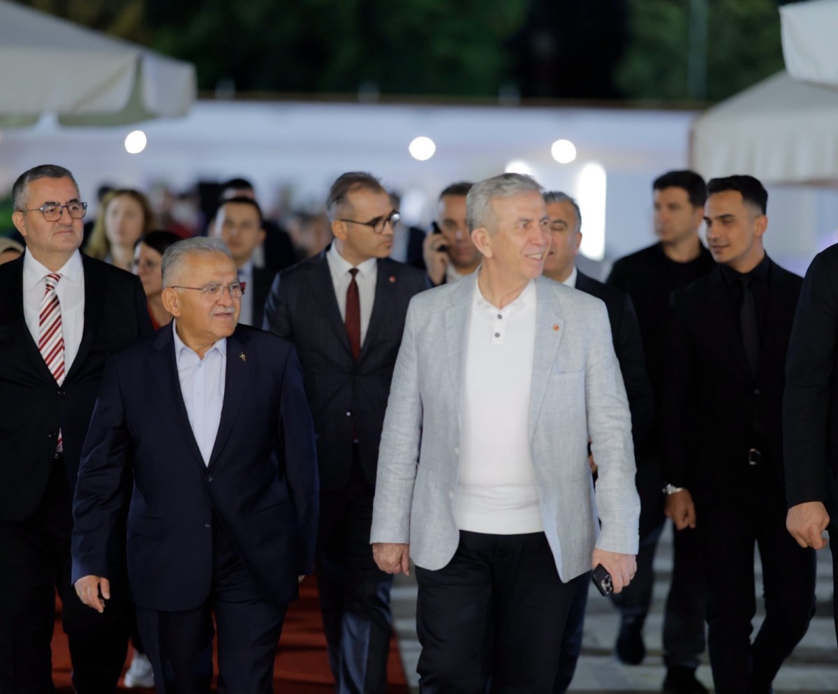 Başkan Büyükkılıç, Tarihi Kentler Birliği Heyetini Kayseri’de Ağırladı: