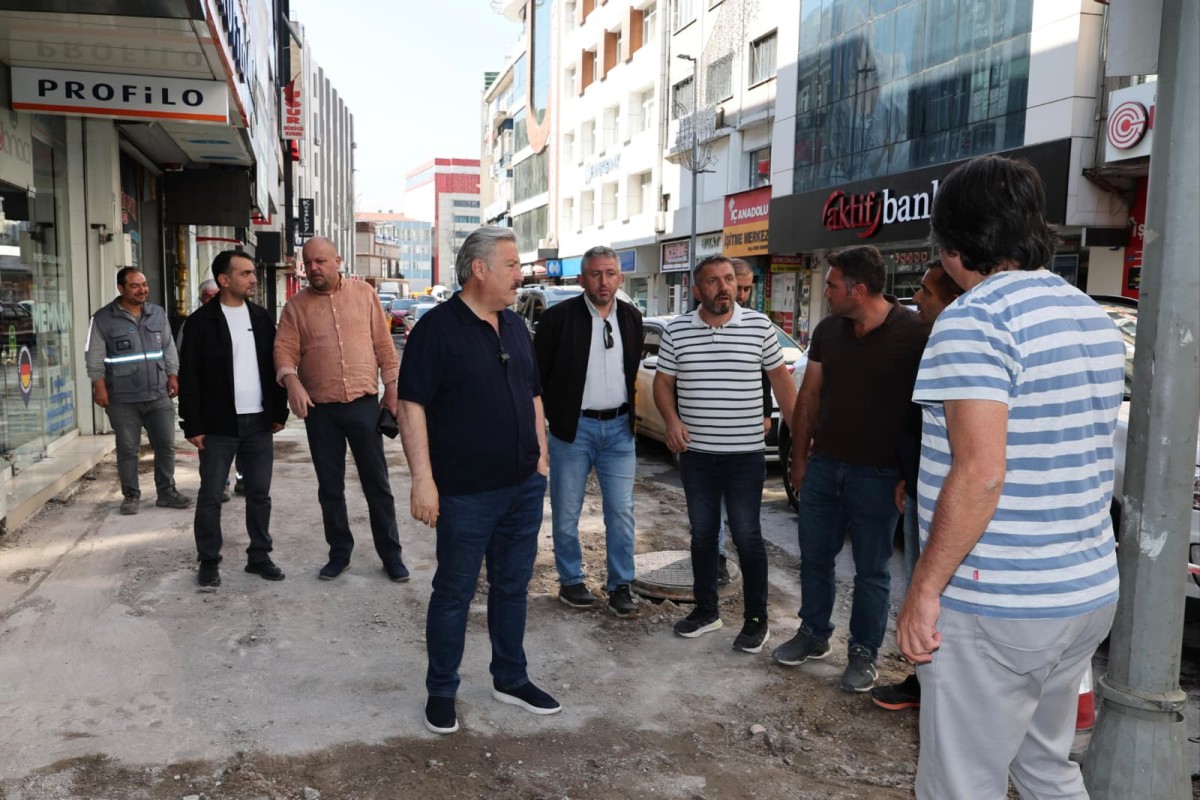 Melikgazi Belediyesi Şehrin Merkezine Güzel Bir Dokunuş Daha Yapıyor