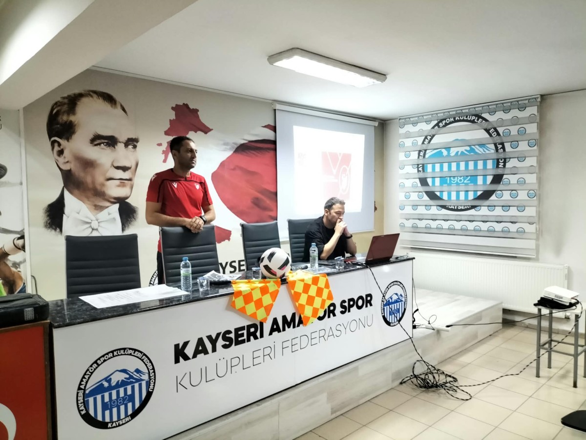 Amatör Lig Temsilcilerine Yeni Oyun Kuralları Eğitimi
