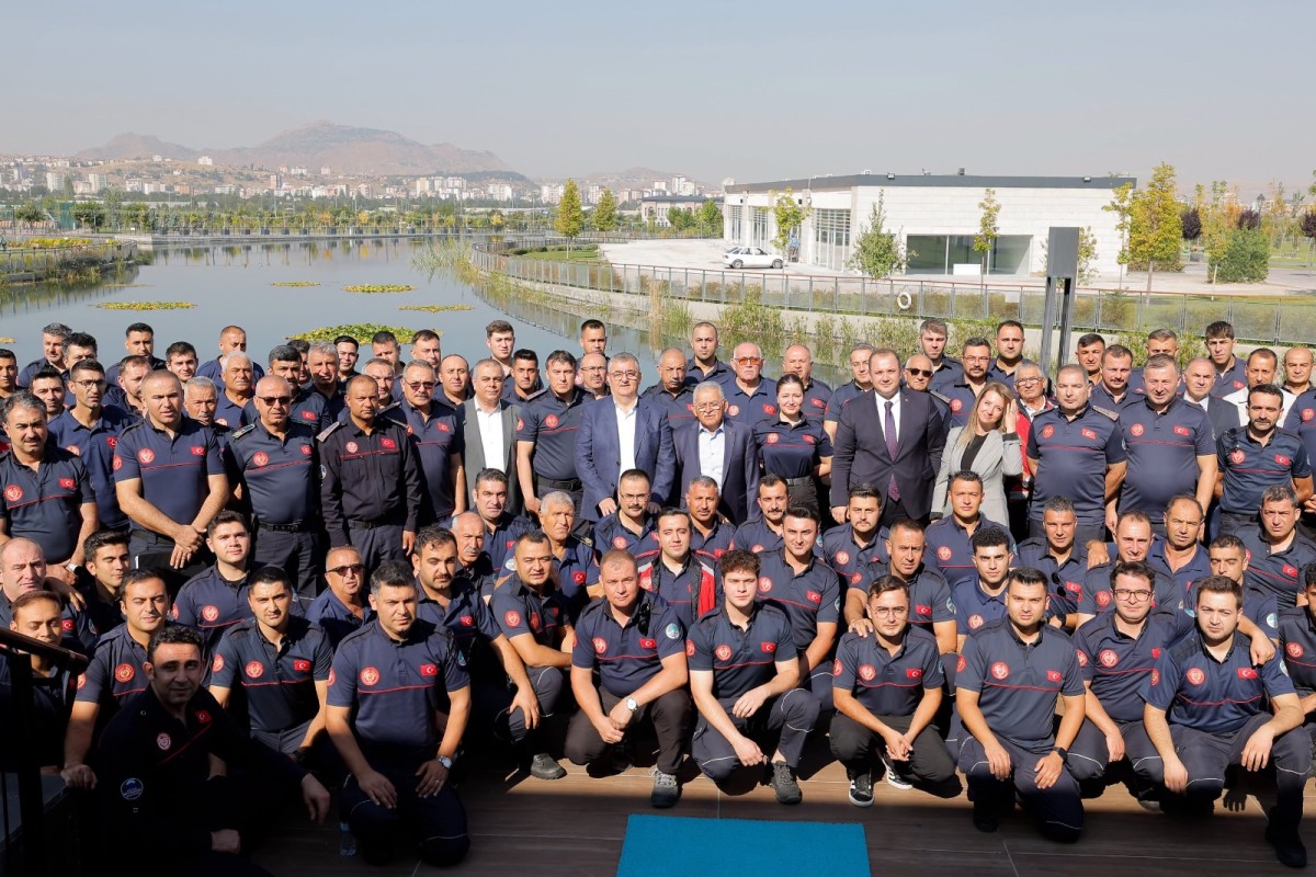 Başkan Büyükkılıç, İtfaiye Personeli ile Bir Araya Geldi