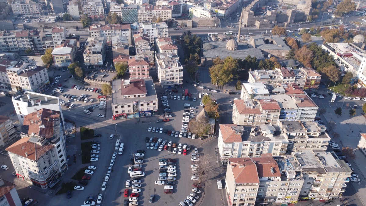 Anadolu’nun En Kozmopolit Mahallesi Hunat: Hunat Mahallesi Müdavimleri