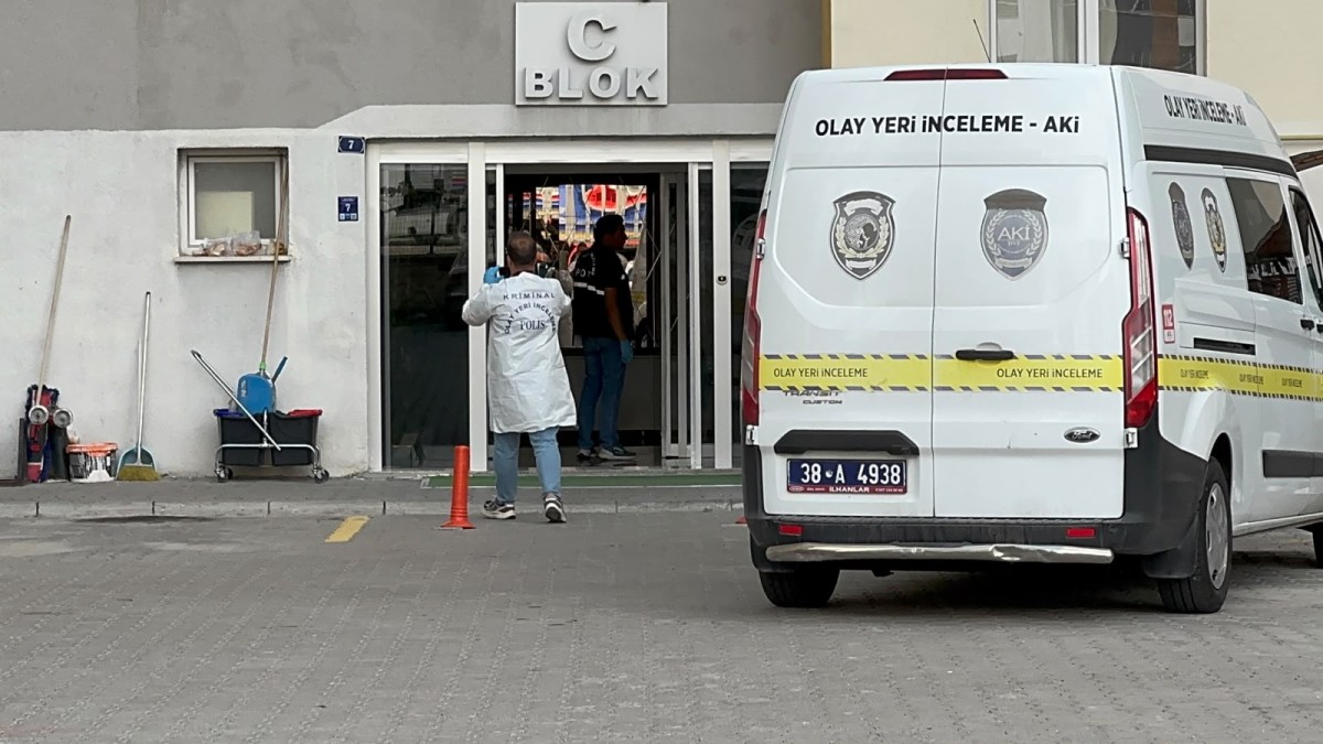 Kayseri’de Şüpheli Ölüm: Evinde Yakınları Buldu! 