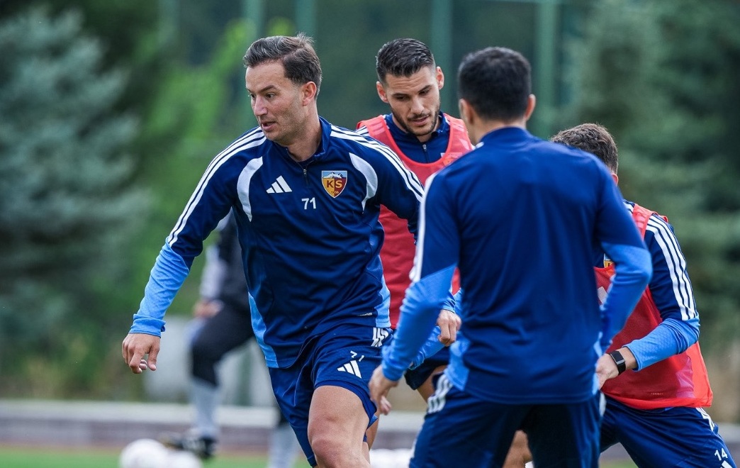 Kayserispor, Manisa FK Hazırlıklarını Sürdürdü