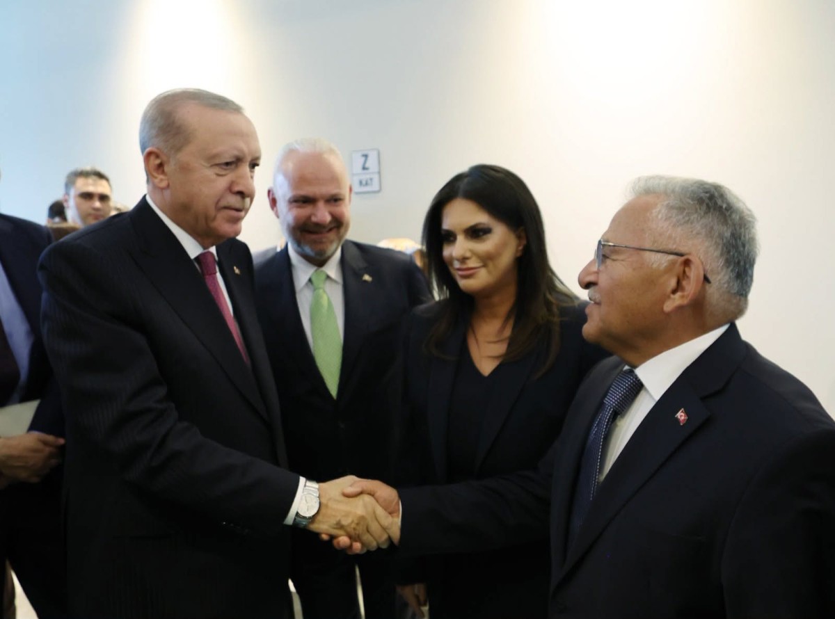 Başkan Büyükkılıç, Cumhurbaşkanı Erdoğan ile Bir Araya Geldi 