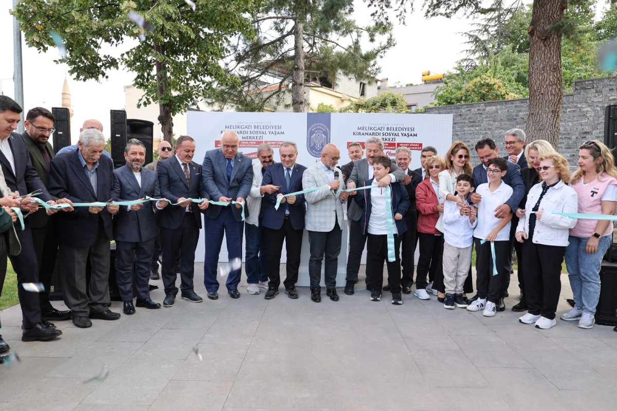 Melikgazi Belediyesi, 3 Hizmeti Bir Yerde Topladı