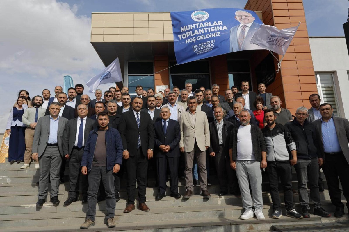 Başkan Büyükkılıç, Sarıoğlan’da 28 Mahalle Muhtarıyla Buluştu