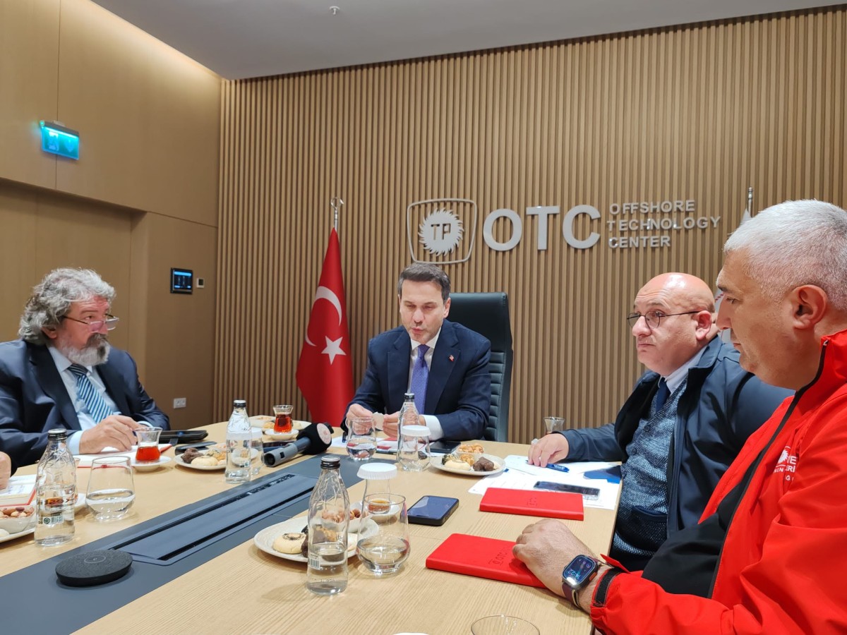 Bakan Bayraktar’dan TİGAD Genel Başkanı Okan Geçgel’e Özel Açıklamalar