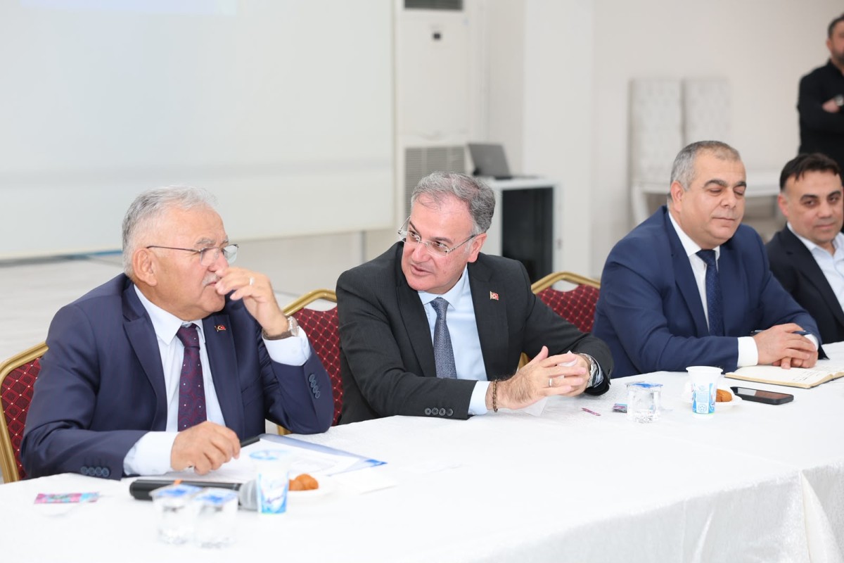 Başkan Özdoğan ve Büyükkılıç’tan Muhtarlarla İstişare Toplantısı