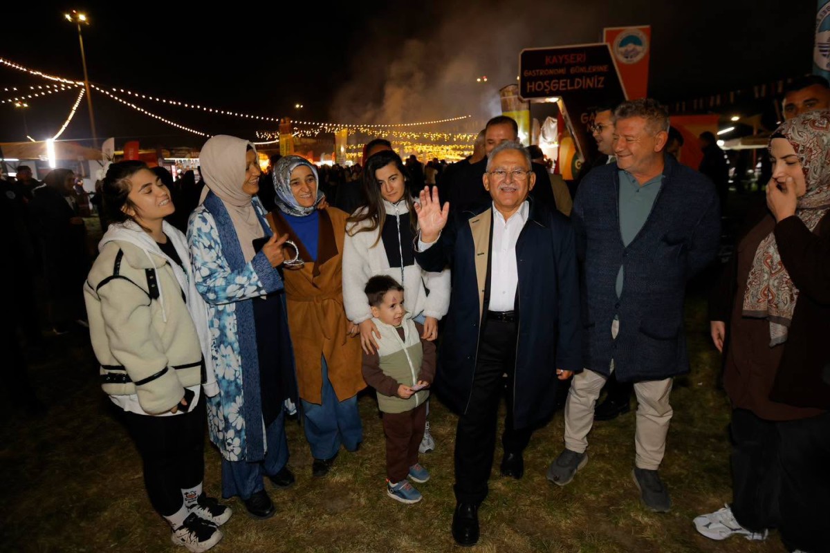 Başkan Büyükkılıç, Gastronomi Günleri’nde Kayserililerle Buluştu
