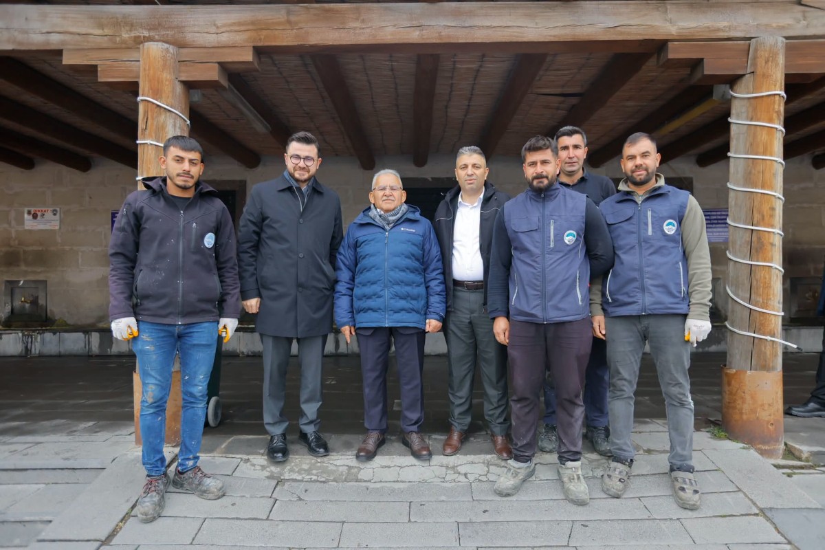 Başkan Büyükkılıç, Erciyes’te Esnafla Buluştu