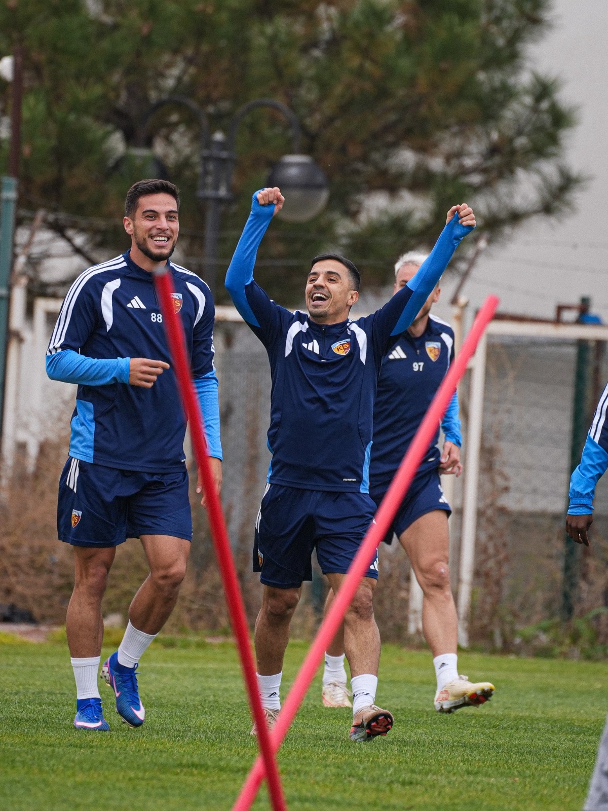 Kayserispor, Muğlaspor Maçı İçin Sahaya İndi