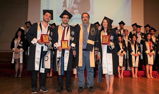 NNYÜ’de Genç Mühendisler Mezun Oldu